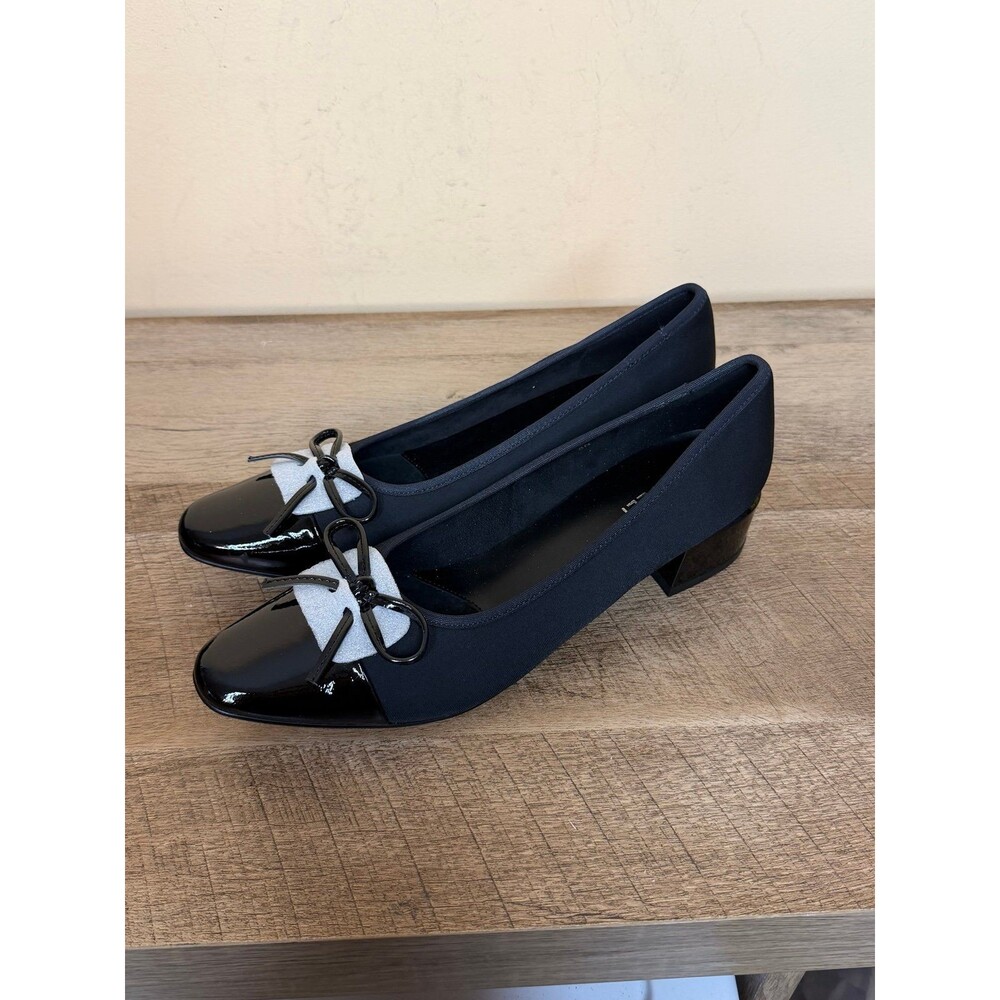Size 8N Vaneli Alesya Patent Cap-Toe Pump with Bow Women's shoes NARROW